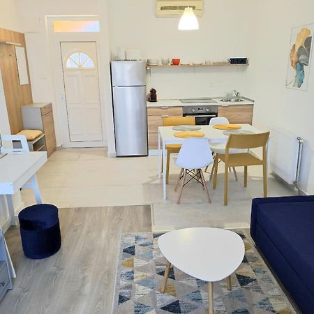 Árnyas Apartmanház Balatonlelle Bagian luar foto
