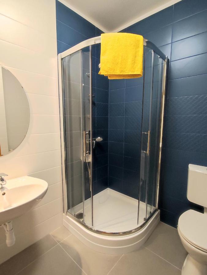 Árnyas Apartmanház Balatonlelle Bagian luar foto