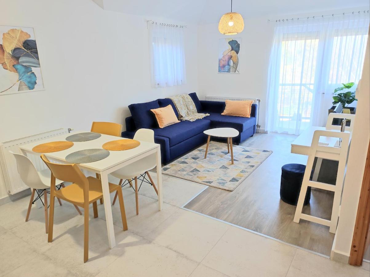 Árnyas Apartmanház Balatonlelle Bagian luar foto